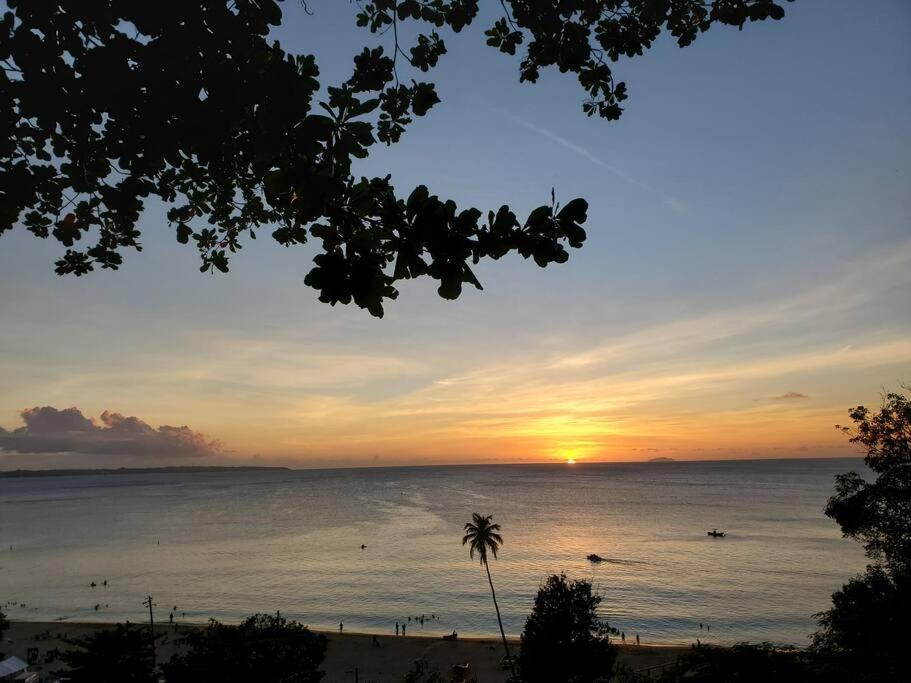 Aguadilla Sunset Apt Ac Wifi 8 Minute Walk Crashboat Beach Exterior photo